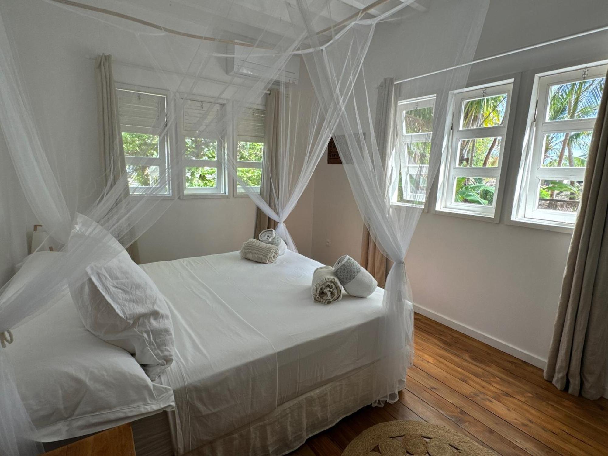 Le Coconut Lodge Avatoru Eksteriør bilde